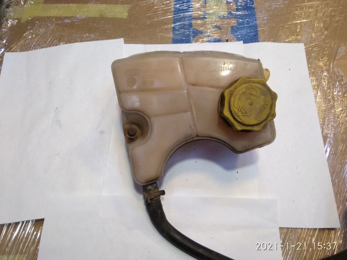 Бачок розширювальний Ford Ka 1996-2008 р.в., 1S51-8К218 - AC