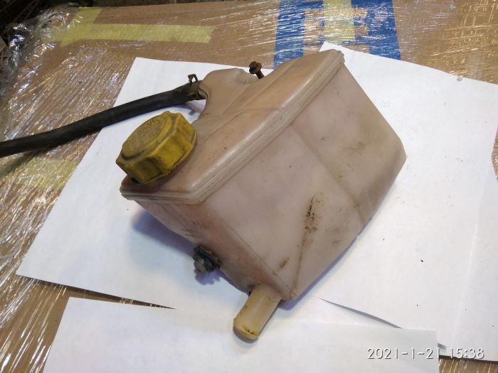 Бачок розширювальний Ford Ka 1996-2008 р.в., 1S51-8К218 - AC