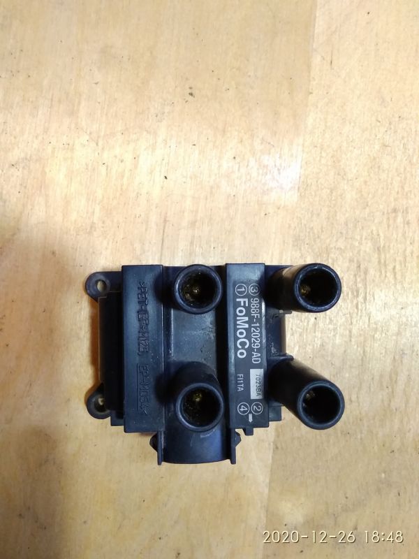 Котушка запалювання Ford focus 1, 988F-12029-AD Форд Фокус