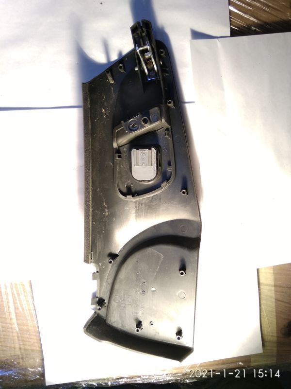 Ручка дверная внутренняя Skoda Octavia Tur 1996-2010 г.в., левая передняя 1U0837247B
