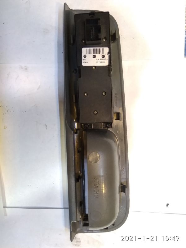 Блок управления стеклоподъёмниками Volkswagen Golf 4, Bora, Skoda Octavia MK1, 1J4 959 857 A