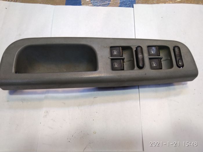 Блок управления стеклоподъёмниками Volkswagen Golf 4, Bora, Skoda Octavia MK1, 1J4 959 857 A