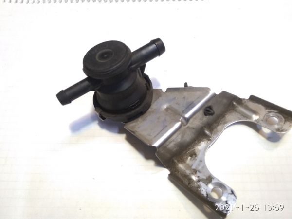Клапан вентиляции картерных газов Volkswagen Lupo 1.0, Polo, 030 103 765