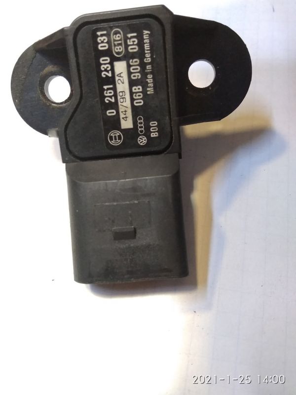 Датчик тиску у впускному колекторі Volkswagen Lupo, 06B 906 051 0 261 230 Фольксваген Лупо 1.0, Polo