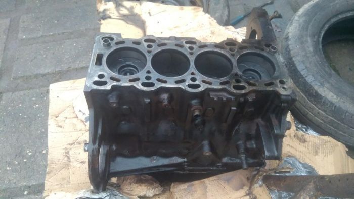 Блок цилиндров Opel Zafira А 2.2 DTI, Y22DTR, Опель Зафира А 2.2 дизель