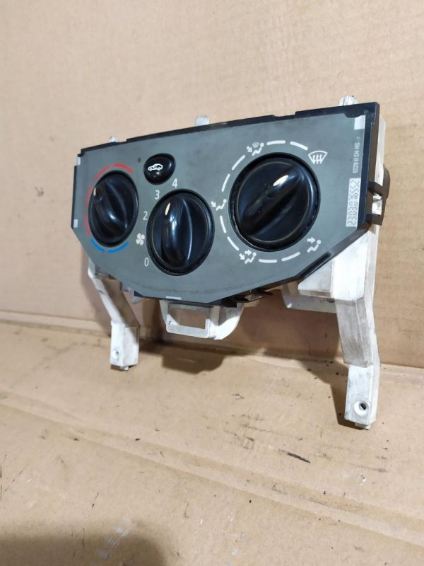 Блок управления печкой без кондиционера Nissan PRIMASTAR 2000, Opel VIVARO 2000, W964383F