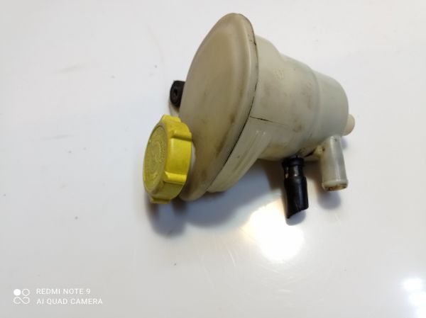 Бачок гидроусилителя в сборе с крышкой Ford Ka mk1 97kb3r700ba
