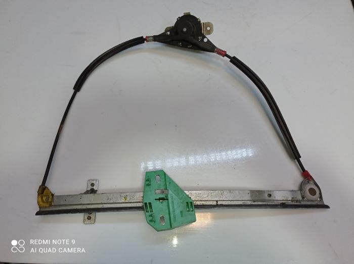 Стеклоподъёмник механический передний левый Ford Ka, 97KGB23201 AGK3D6A, Форд Ка 1996-2008 г.в.