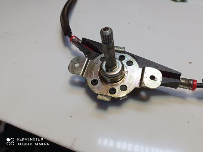 Стеклоподъёмник механический передний правый Ford Ka, 97KGB23200, AGK3D6A, Форд Ка 1996-2008 г.в.