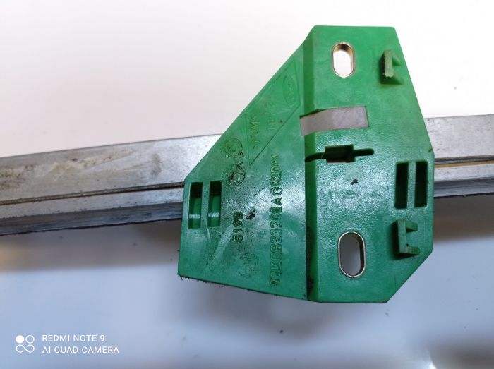 Стеклоподъёмник механический передний правый Ford Ka, 97KGB23200, AGK3D6A, Форд Ка 1996-2008 г.в.
