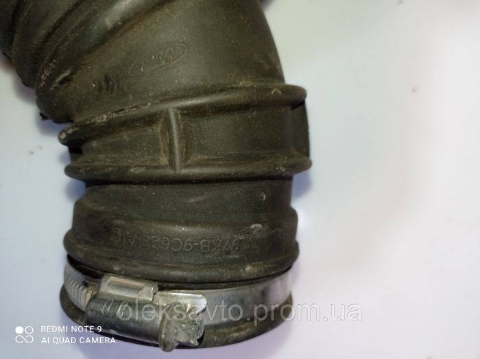 Патрубок воздушного фильтра Ford Ка, 97KB9C623AC Форд Кa, 1996-2008 г.в. 1.3 бензин