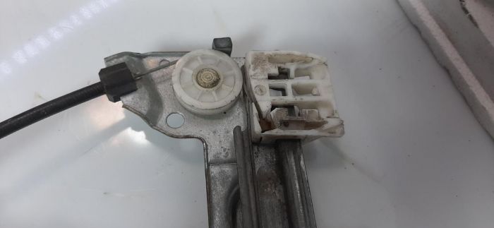 Стеклоподъёмник передний правый Skoda Octavia Tur 1996-2010 г.в., 0 130 821 730, Шкода Октавия