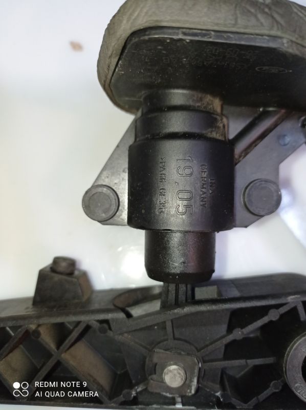 Педаль зчеплення циліндр зчеплення Ford Ka, 98KB7520AB Форд Ка 1996 - 2008 р.в.