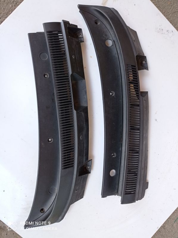 Накладка лобового стекла жабо Ford Ka 97KBB02216, 97KBB02217, Форд Ка 1996-2008 г.в.