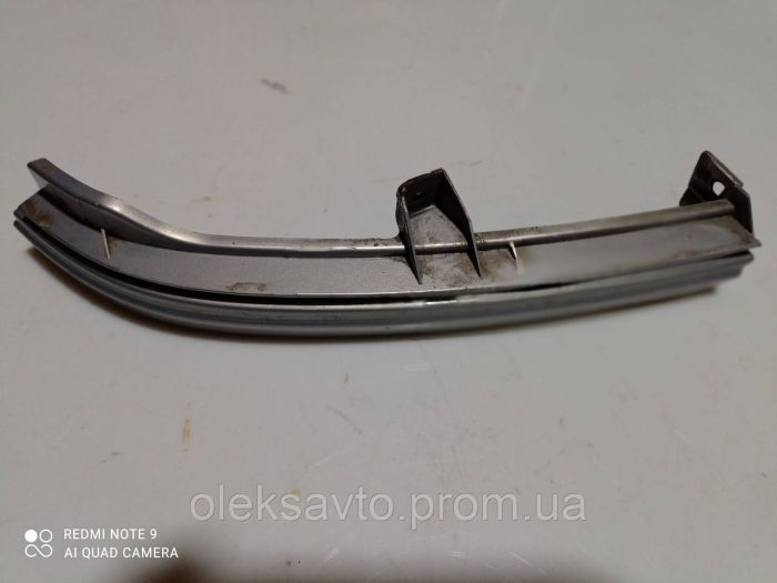 Ресничка левая правая, планка под фару Опель Зафира А, 90580652, 90580651, Opel Zafira А 2,2 дизель