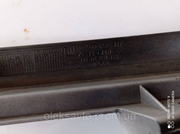 Ресничка левая правая, планка под фару Опель Зафира А, 90580652, 90580651, Opel Zafira А 2,2 дизель
