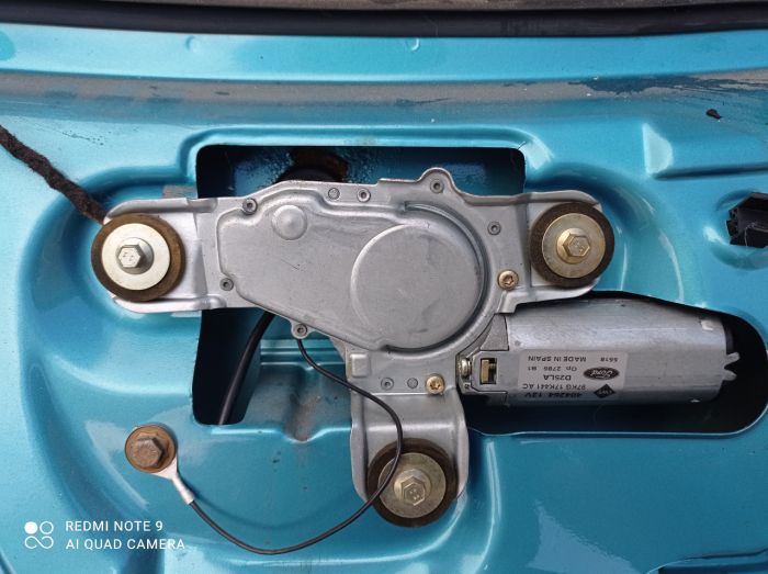 Задняя ляда крышка багажника Ford Ka, Форд Ка двигатель 1.3 бензин (1996 -2008 г.в.)