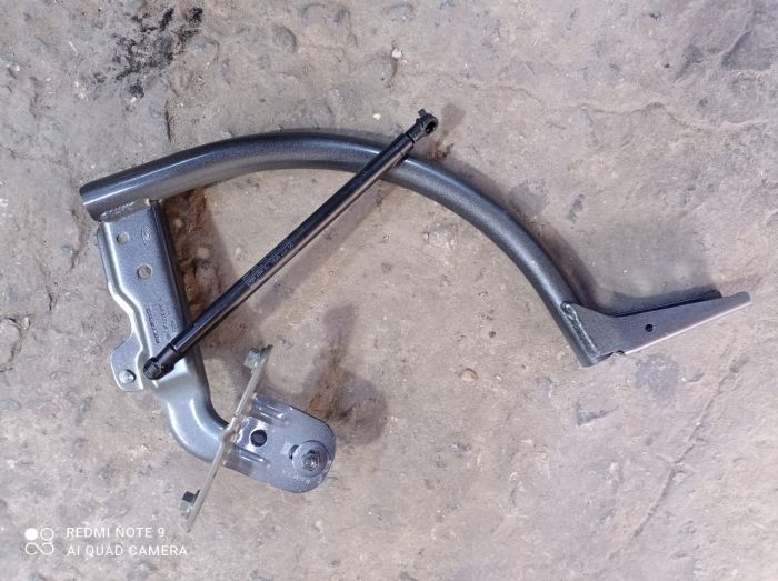 Петля крышки багажника правая левая FORD FOCUS 3 (Американец), CM51F42700AG, CM51F42701AG, седан 11-18
