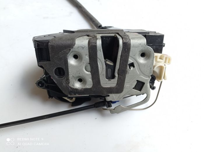 Замок двери передней левой Ford Focus 3 (Американец) Форд Фокус 3 (11-18 г.в.) BF6AF21813BF