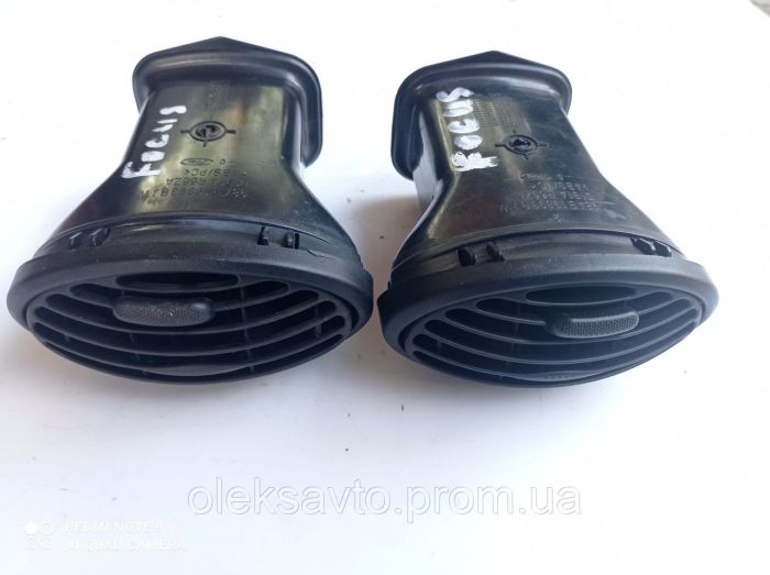Дефлектор салона воздушный, воздуховод,  Ford Focus 1 (Форд Фокус 1) 98AB19893BJW