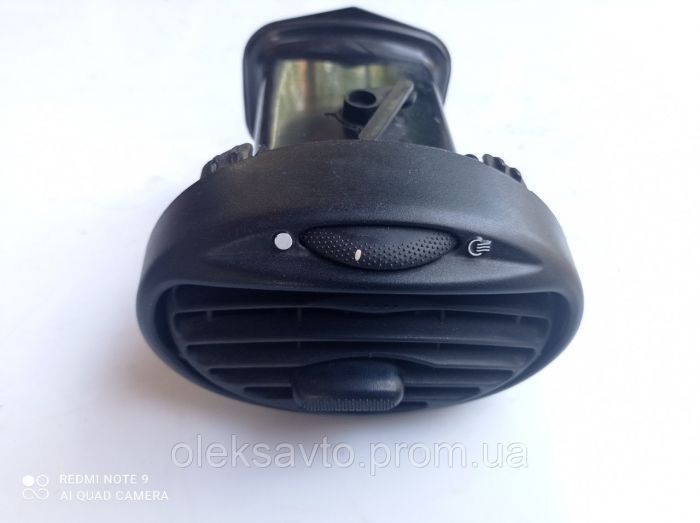 Дефлектор салона воздушный, воздуховод,  Ford Focus 1 (Форд Фокус 1) 98AB19893BJW