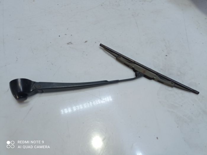 Рычаг стеклоочистителя заднего Volkswagen Bora, Фольксваген Бора, 1998 - 2005г.в, 1.6л. бензин, 1J9955707