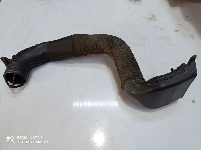 Патрубок повітряного фільтра Ford Focus 1, 1998 - 2007р.в., Ford Focus 1 98AB9E635