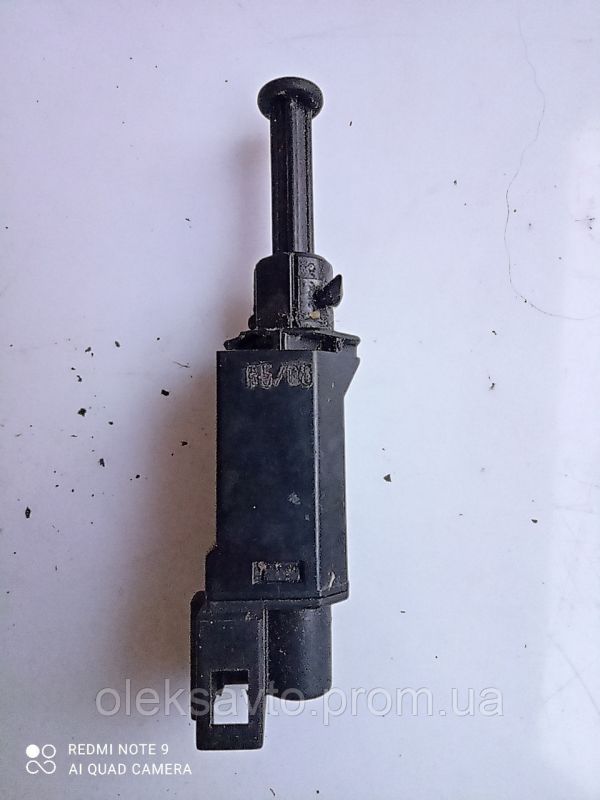 Датчик включения сцепления Volkswagen Bora, Фольксваген Бора, VAG, 1998 - 2005г.в, 1.6л. бензин, 1H0927189D