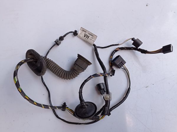 Проводка двери правой передней Ford Focus 1 1.6 бензин, 1998 – 2007г.в., 98AG-14A584 VH