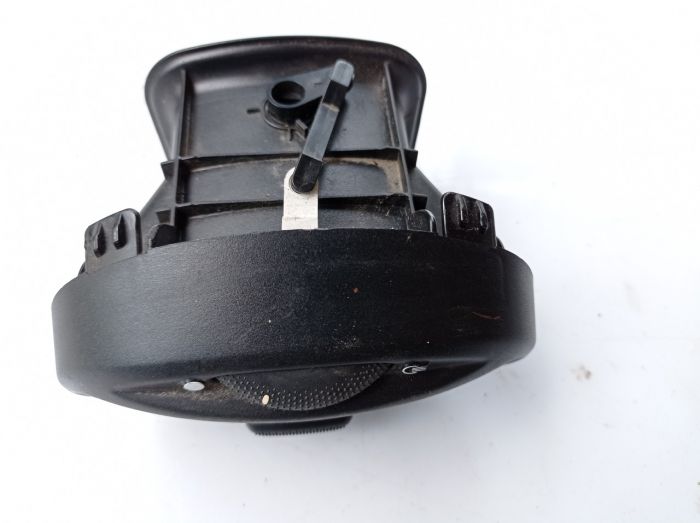 Дефлектор салона воздушный, воздуховод, Ford Focus 1, Форд Фокус 1, 98AB19893AKW