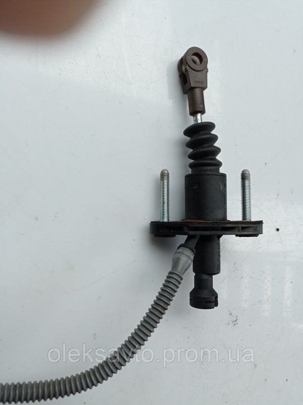 Главный цилиндр сцепления Opel Astra G-H, Zafira A-B, Опель Зафира А, 90581565, 5679307