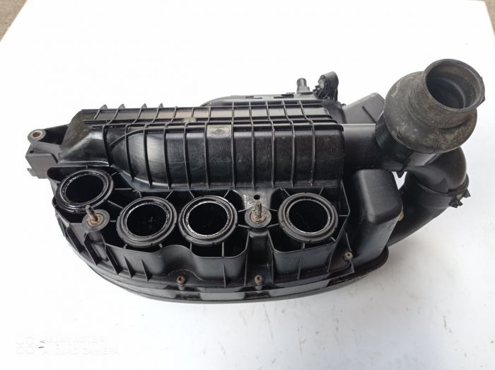 Корпус воздушного фильтра Renault Clio 2, Рено Клио 2 1,9 дизель, 7700114184