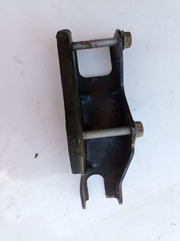 Кронштейн КПП (1.9 дизель) Renault Clio 2 Рено Кліо 2 8200111335