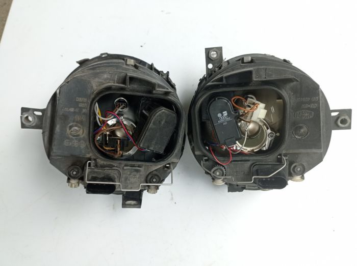 Фара Magneti Marelli права Volkswagen Lupo 1.0 бензин 1999 р.в., 0301194301