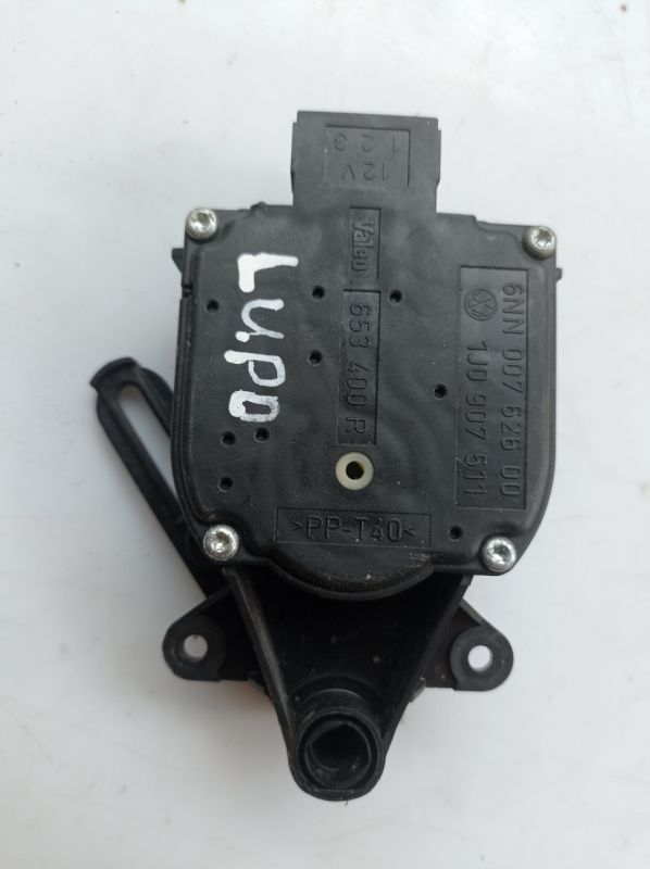 Моторчик заслонки печки Volkswagen Lupo, 1.2 дизель, 1998-2005 г.в., 1J0907511, 6NN00762600