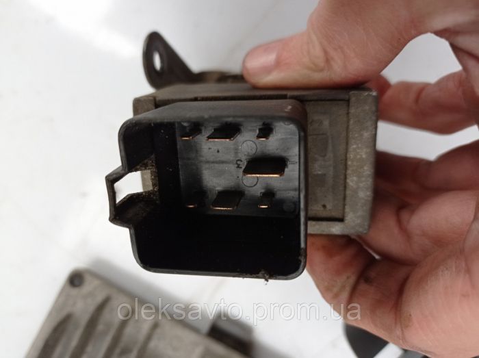 Реле свечей накала Renault Clio 2, Рено Клио 2, 7700115078