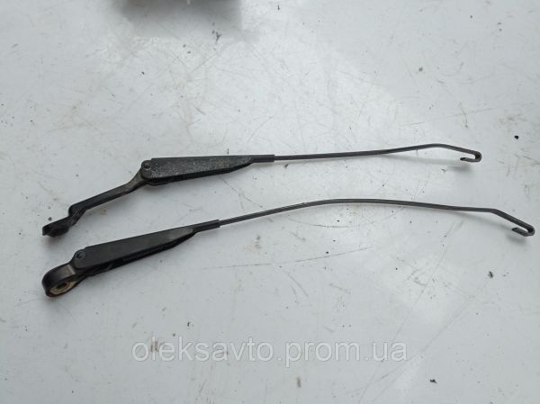 Щеткодержатель левый Renault Clio 2, Рено Клио 2, 8200223465