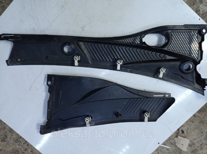Пластик під лобове скло, жабо Renault Clio 2, Рено Кліо 2, 7700410608