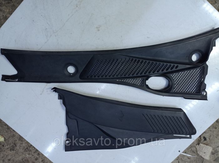 Пластик під лобове скло, жабо Renault Clio 2, Рено Кліо 2, 7700410608