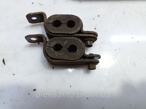 Крепление кронштейн трубок ГУР Ford Ка, Форд КА 1996-2008, 1.3 бензин