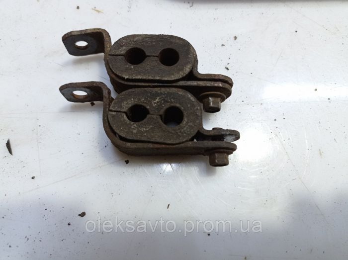 Крепление кронштейн трубок ГУР Ford Ка, Форд КА 1996-2008, 1.3 бензин