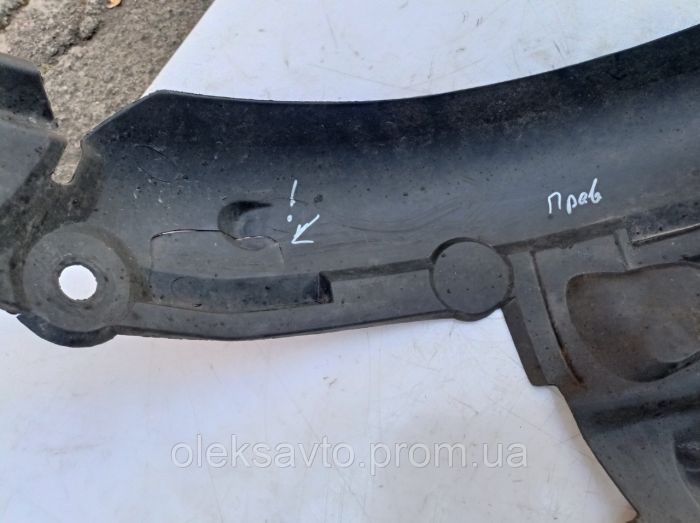 Підкрилок передній лівий, правий Renault Clio 2, Рено Кліо 2, 7700836702, 7700836703