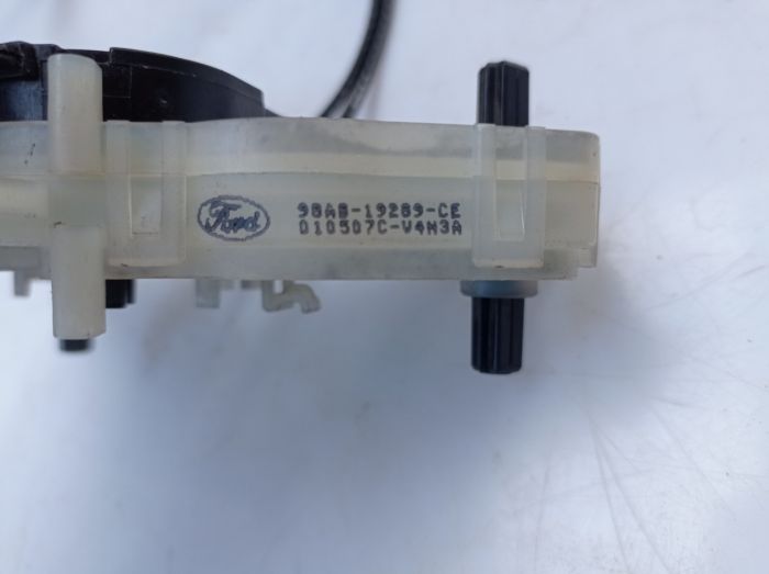 Регулятор обігрівача механічний з тросом Ford Focus 1, Ford Focus, 98AB19289CE, 98ab11504ah