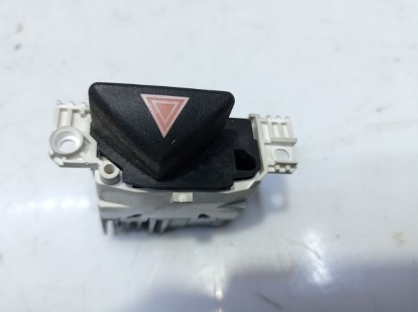 Кнопка аварийки Ford Focus 1, Форд Фокус, 98ag13a350ae