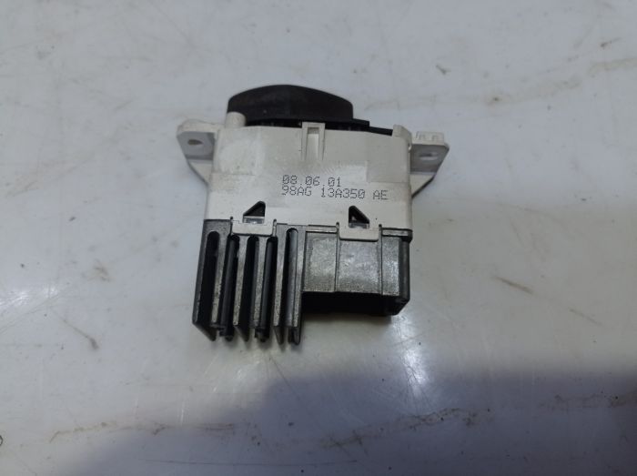 Кнопка аварийки Ford Focus 1, Форд Фокус, 98ag13a350ae