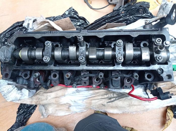 Головка блока цилиндров Ford Focus 1, Форд Фокус, 1.8 TDDI,1S4Q6090AB