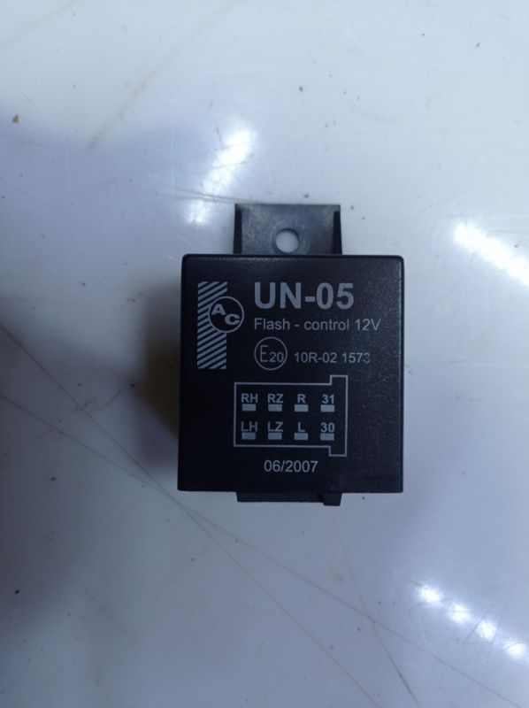 Реле фаркопа Opel Zafira A, Опель Зафіра А, 10R-02 1573