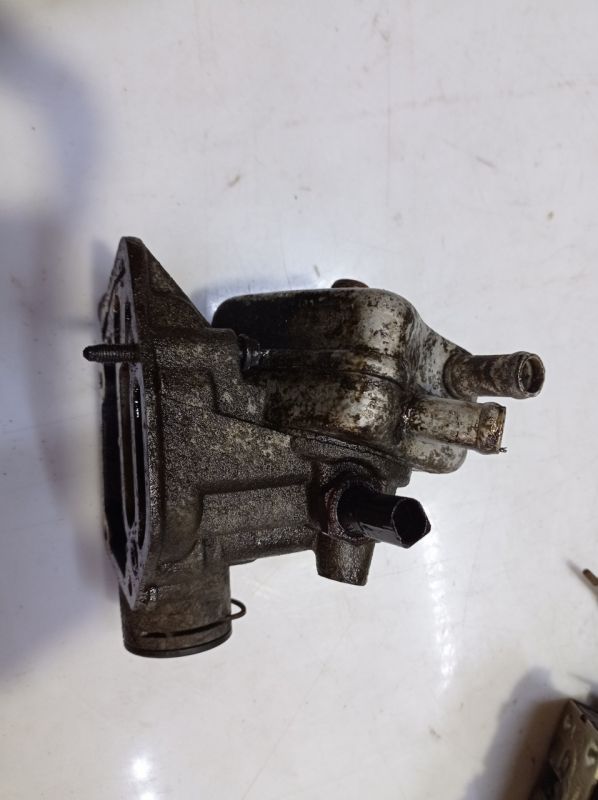 Корпус масляного фильтра Volkswagen Bora, 1.6 AKL, Фольксваген Бора, 06A115417