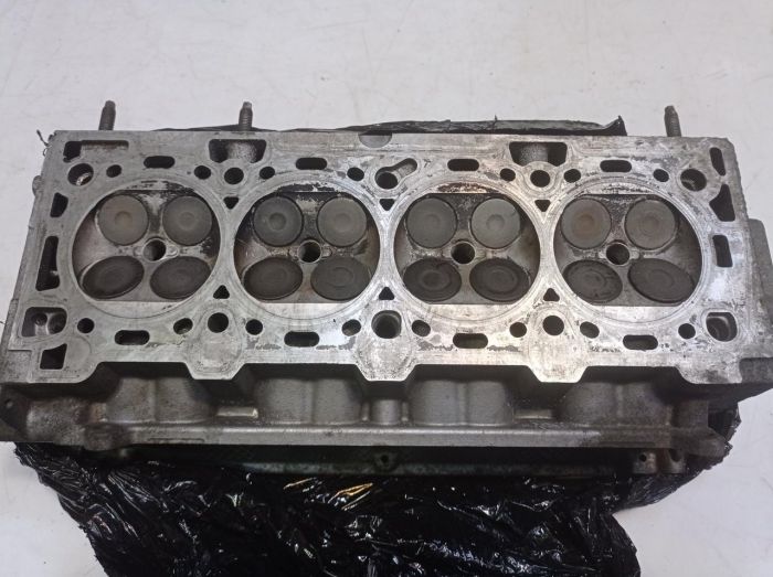 ГБЦ 1.6 (без распред. валов) Opel Zafira A, Опель Зафира А, 55559340 a16xer