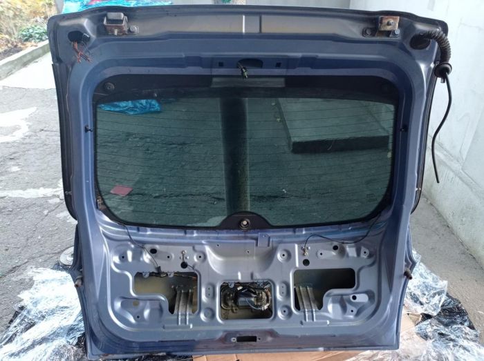 Задняя ляда Nissan Micra K12, Нисан Микра К12